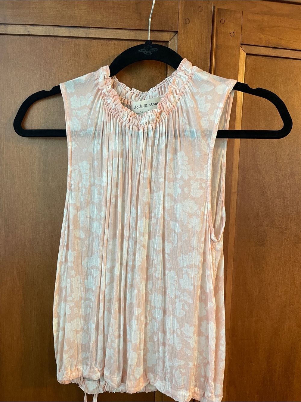 Cloth & stone sleeveless size s pink top